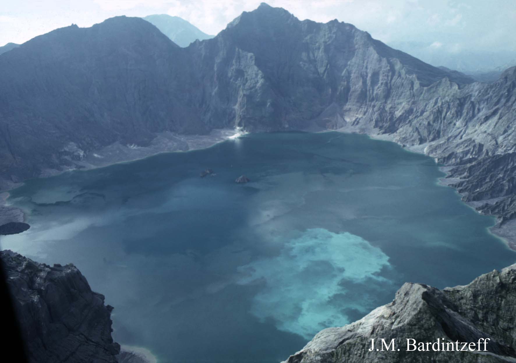 Le volcan Pinatubo sur RMC Découverte TV, par Jacques-Marie Bardintzeff