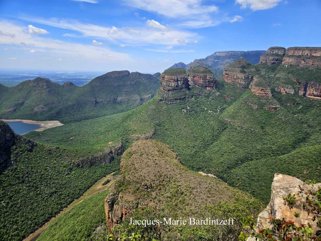 Pedi Rondeval « Three Rondavels » en Afrique du Sud, par Jacques-Marie Bardintzeff
