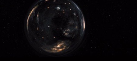 Le trou de ver montré dans dans la première partie d'Interstellar. Vision d'artiste parfaitement fantaisiste. 
