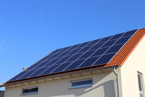 Autoconsommation solaire : ces erreurs fréquentes peuvent coûter très cher