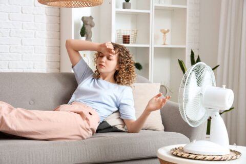 Pas de climatisation ? Ces 5 réflexes simples gardent la maison plus fraîche pendant les fortes chaleurs
